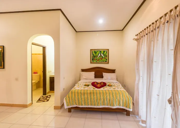 Pazzo Bali 4* アメッド